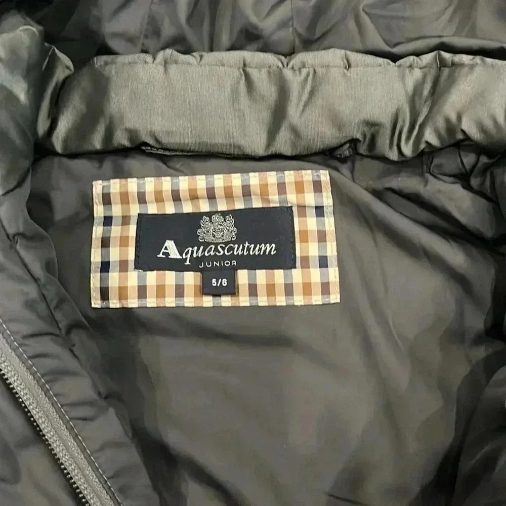[5/6]Aquascutum Junior Girl Down Filled Gray Puffer Jacket with Bow  at waist - Picture 3 of 9